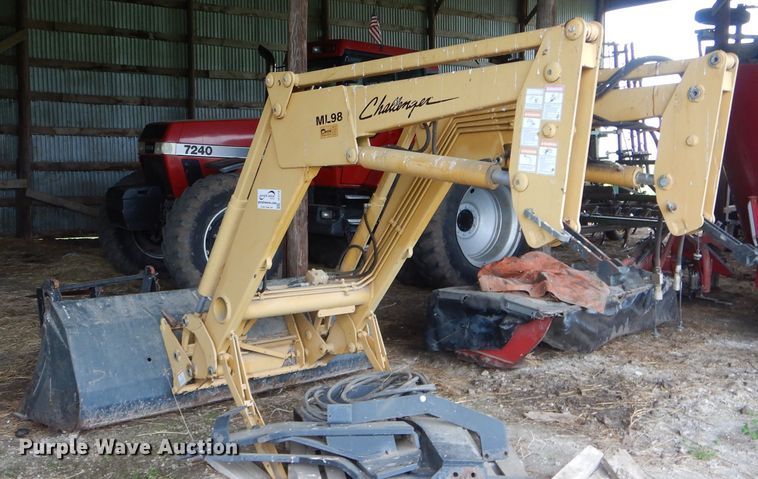 image for item DF3110 Challenger ML98 loader