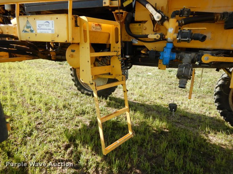 image for item DF6073 New Holland SF550 sprayer