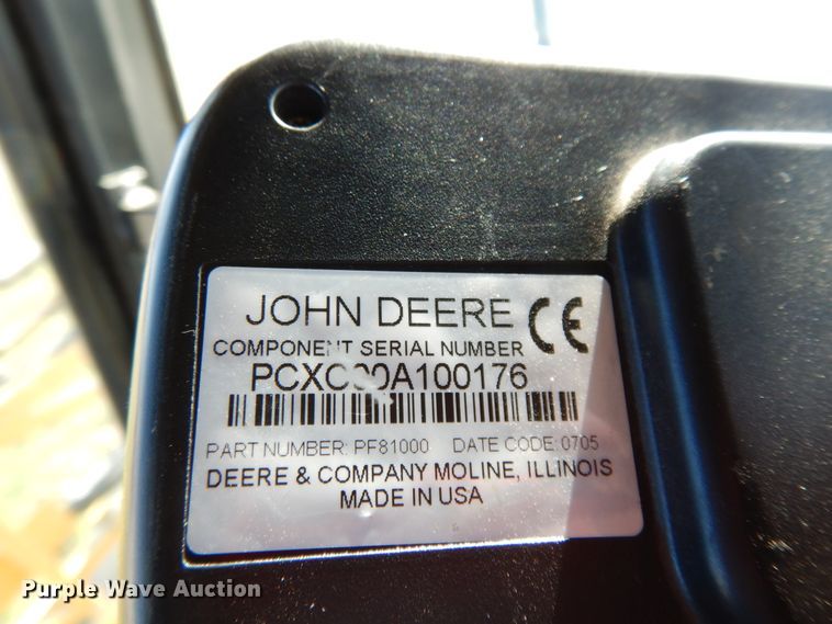 image for item DF6073 New Holland SF550 sprayer