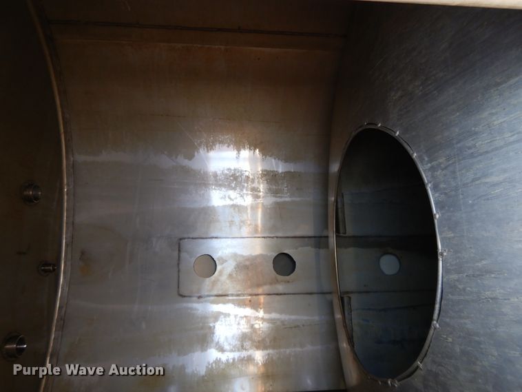 image for item DF6073 New Holland SF550 sprayer