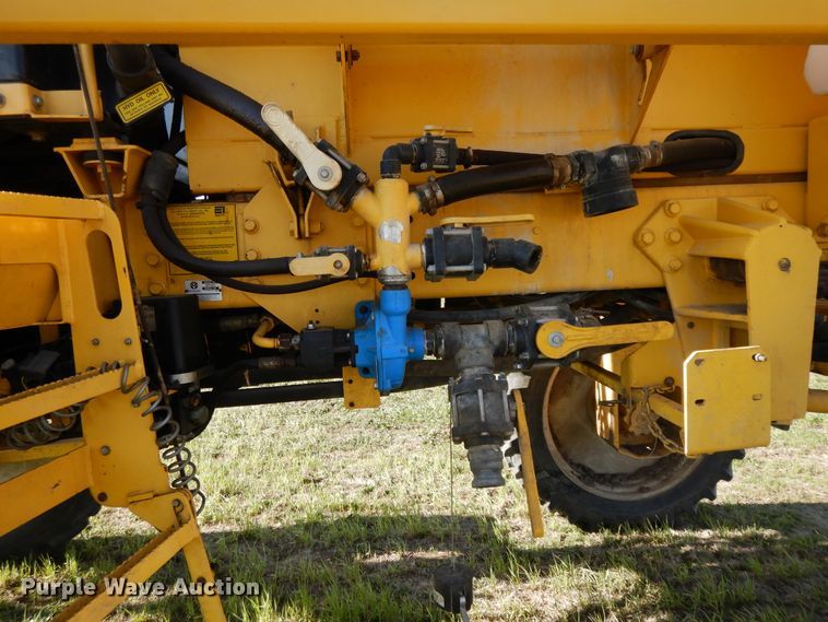 image for item DF6073 New Holland SF550 sprayer