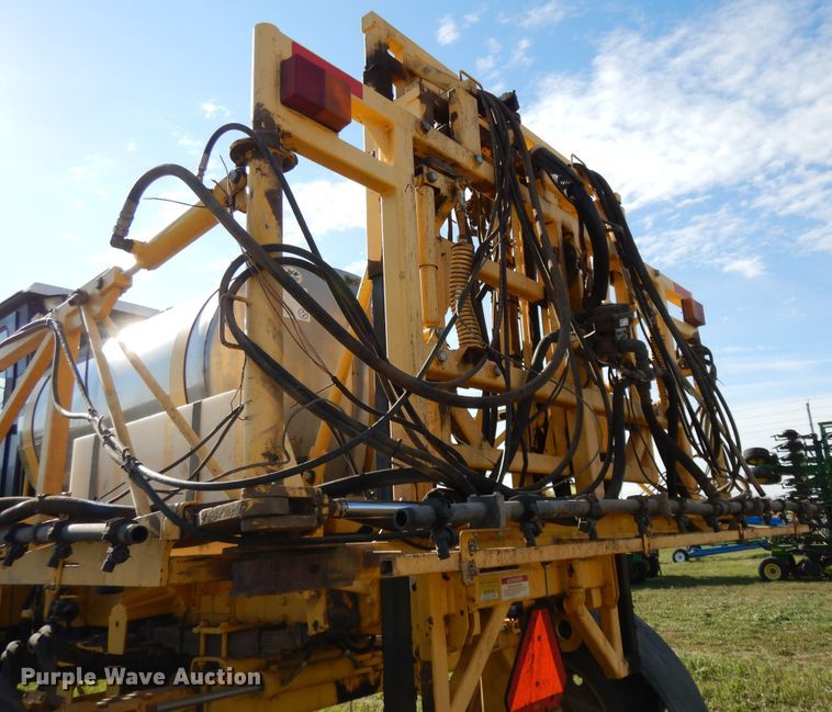 image for item DF6073 New Holland SF550 sprayer