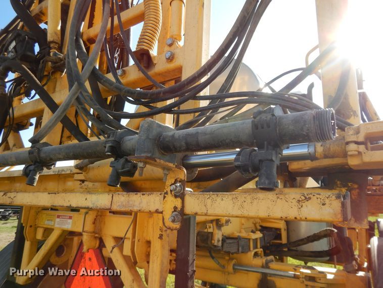 image for item DF6073 New Holland SF550 sprayer