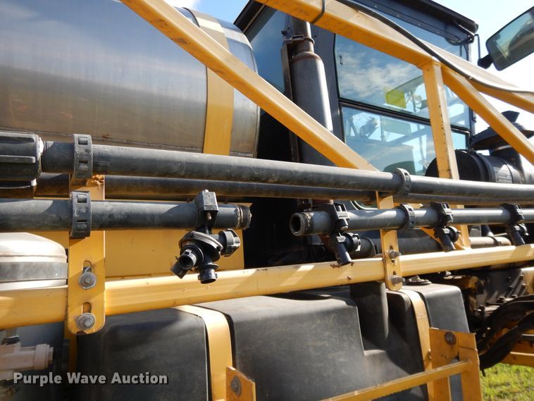 image for item DF6073 New Holland SF550 sprayer