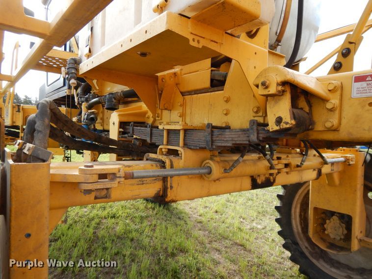 image for item DF6073 New Holland SF550 sprayer