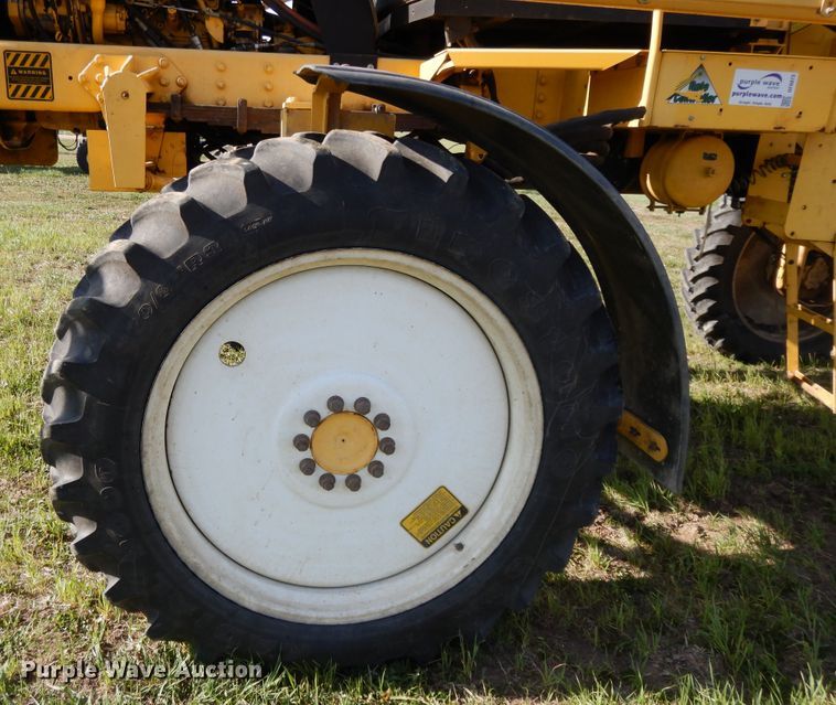 image for item DF6073 New Holland SF550 sprayer