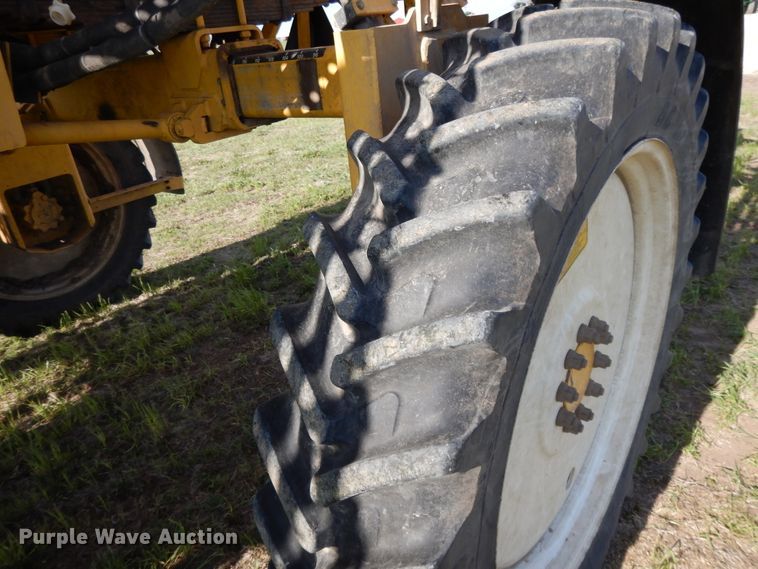 image for item DF6073 New Holland SF550 sprayer