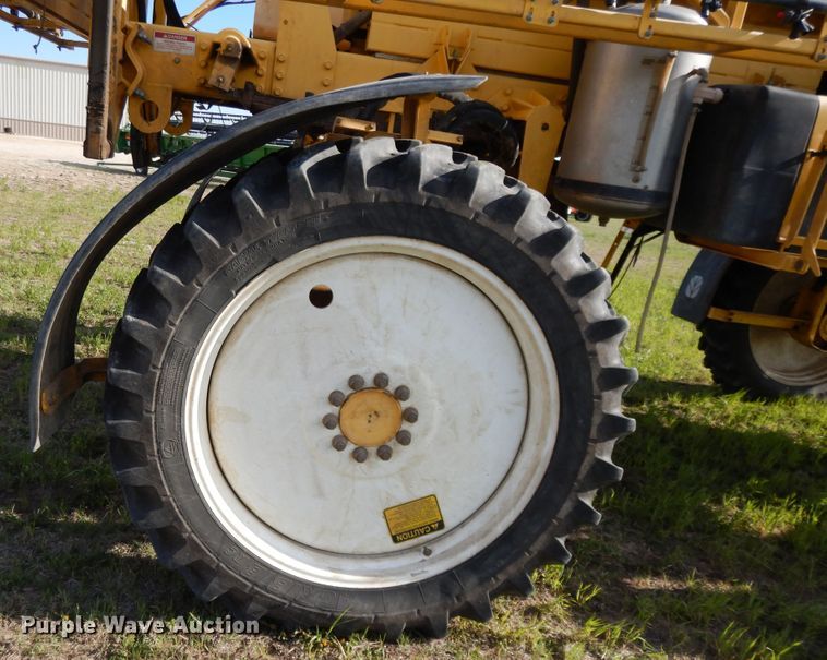 image for item DF6073 New Holland SF550 sprayer