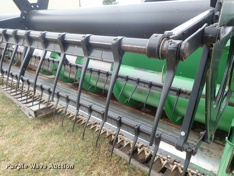 image for item DG3099 1995 John Deere 925 flex head