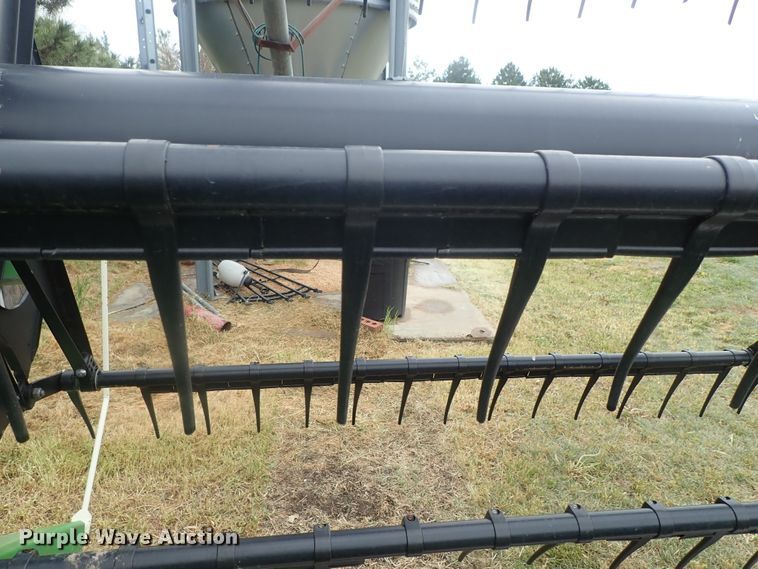 image for item DG3099 1995 John Deere 925 flex head