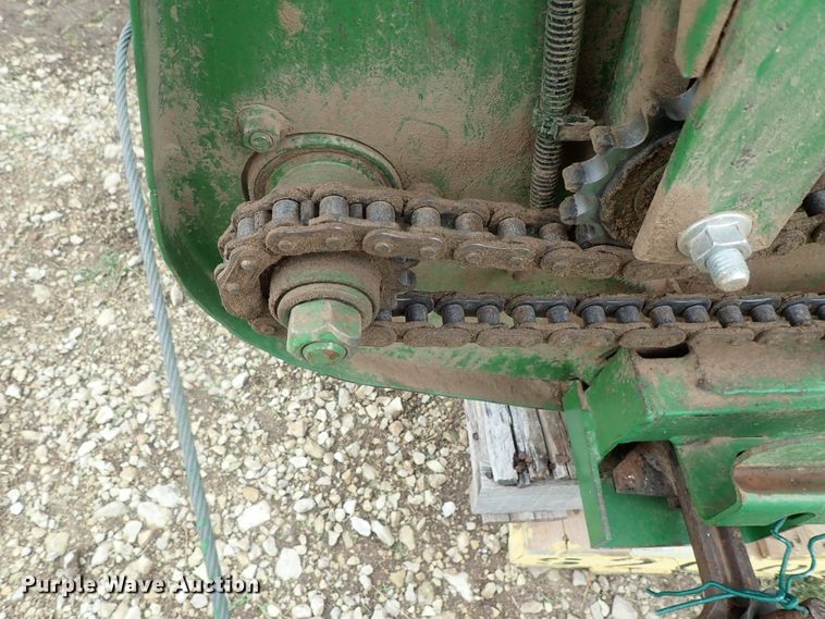 image for item DG3099 1995 John Deere 925 flex head