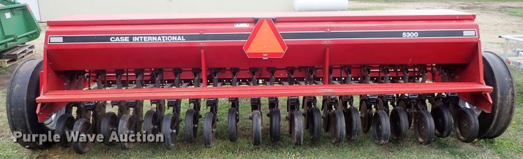 image for item DG3100 Case 5300 grain drill