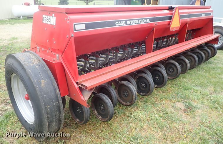 image for item DG3100 Case 5300 grain drill