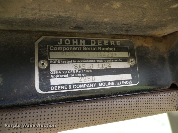 image for item DG5640 1983 John Deere 2950 tractor