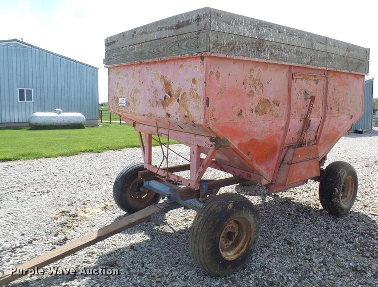 image for item DG5663 Gravity wagon