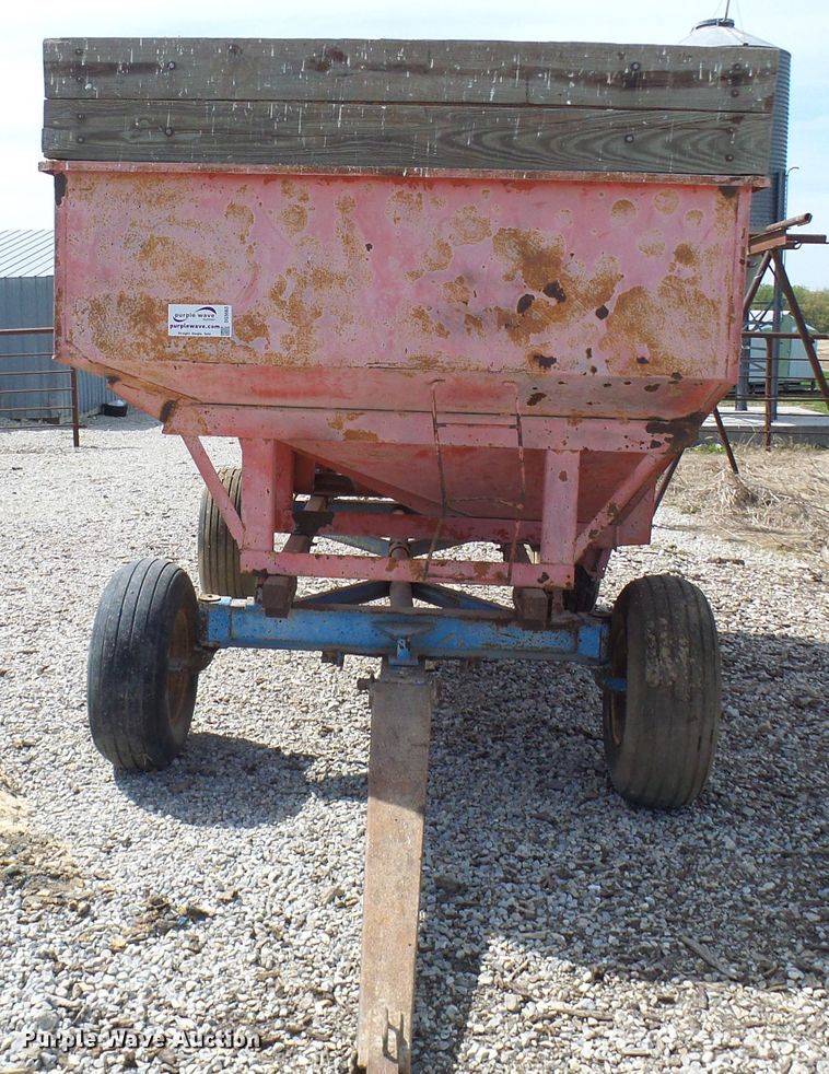 image for item DG5663 Gravity wagon