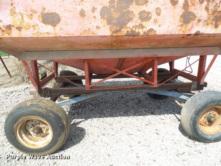 image for item DG5663 Gravity wagon