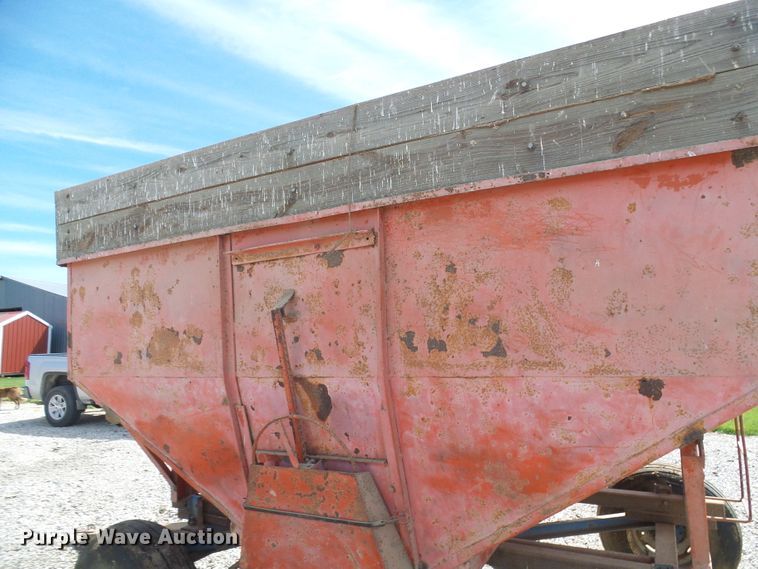 image for item DG5663 Gravity wagon