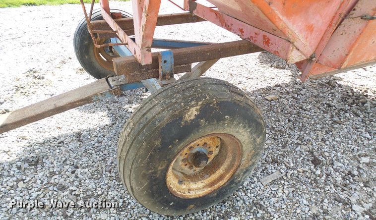 image for item DG5663 Gravity wagon