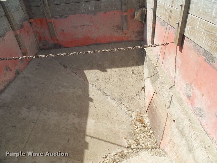 image for item DG5663 Gravity wagon