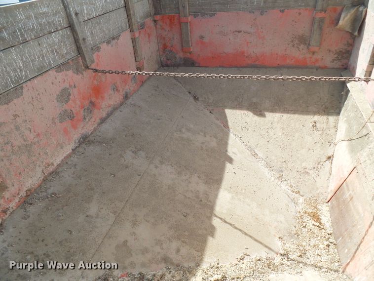 image for item DG5663 Gravity wagon