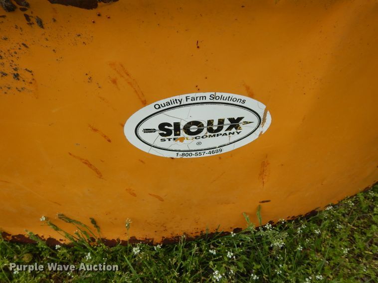 image for item DG6481 (3) hay bale rings