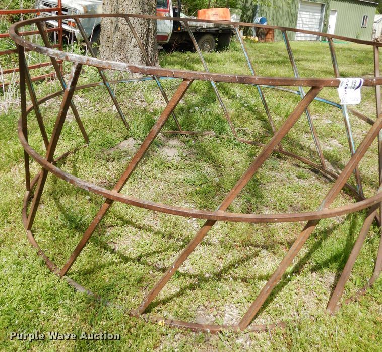 image for item DG6481 (3) hay bale rings