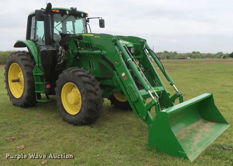 image for item DH0864 2017 John Deere 6175M MFWD tractor