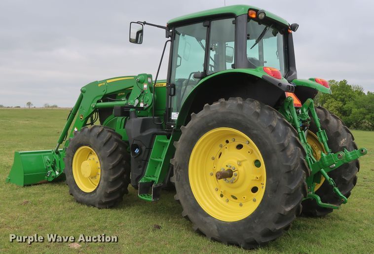 image for item DH0864 2017 John Deere 6175M MFWD tractor