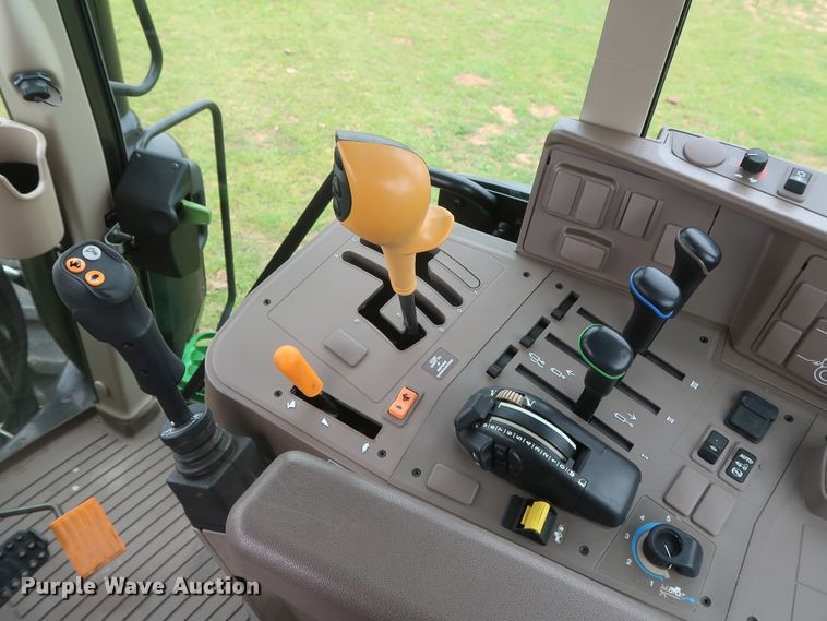 image for item DH0864 2017 John Deere 6175M MFWD tractor