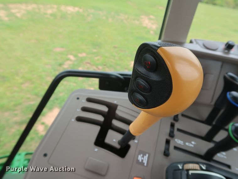 image for item DH0864 2017 John Deere 6175M MFWD tractor