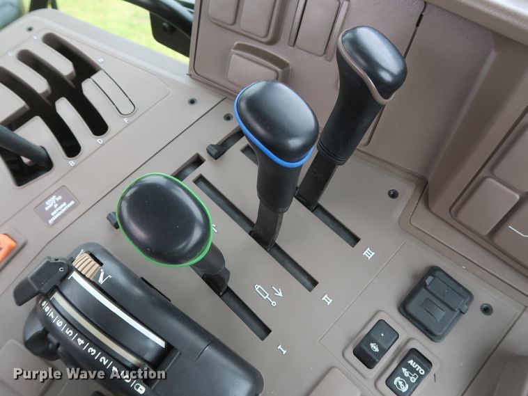 image for item DH0864 2017 John Deere 6175M MFWD tractor