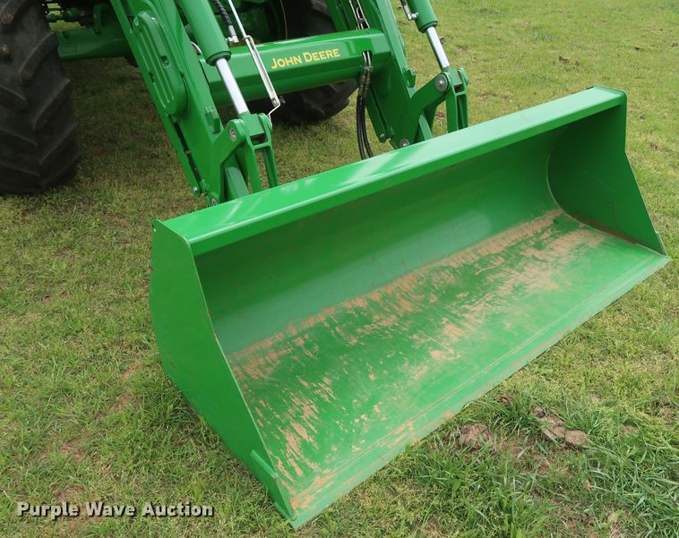 image for item DH0864 2017 John Deere 6175M MFWD tractor