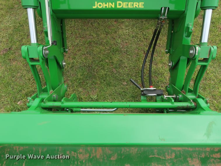 image for item DH0864 2017 John Deere 6175M MFWD tractor