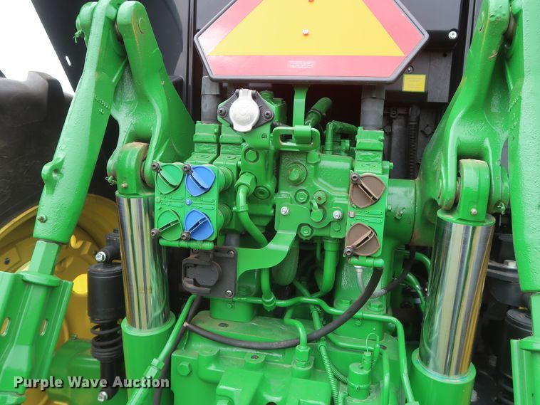 image for item DH0864 2017 John Deere 6175M MFWD tractor