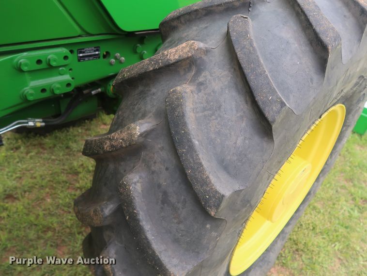 image for item DH0864 2017 John Deere 6175M MFWD tractor