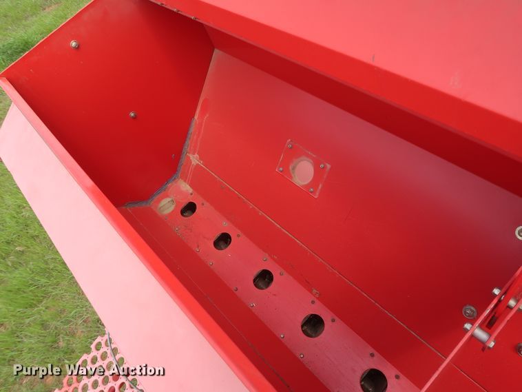 image for item DH0865 2006 Sunflower 9433-40 grain drill