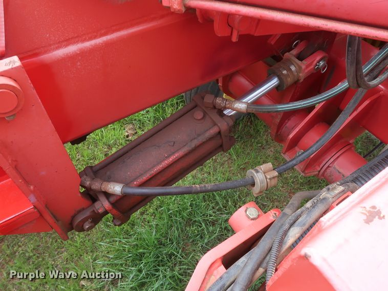 image for item DH0865 2006 Sunflower 9433-40 grain drill