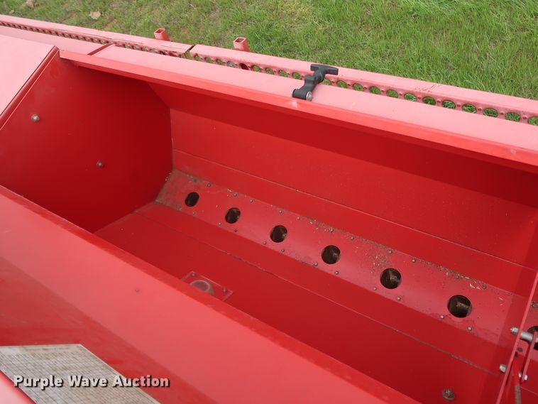 image for item DH0865 2006 Sunflower 9433-40 grain drill