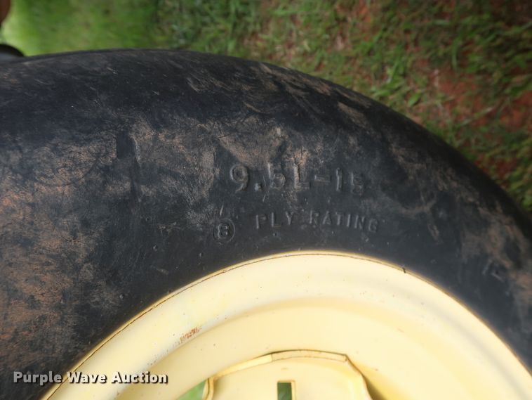 image for item DH0865 2006 Sunflower 9433-40 grain drill