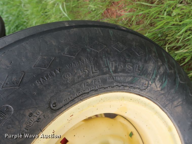 image for item DH0865 2006 Sunflower 9433-40 grain drill