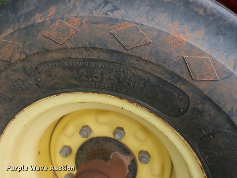 image for item DH0865 2006 Sunflower 9433-40 grain drill