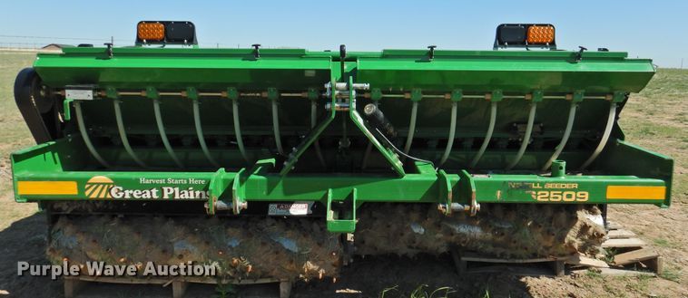 image for item DI0082 Great Plains NTS2509 no-till seeder