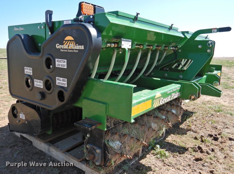 image for item DI0082 Great Plains NTS2509 no-till seeder