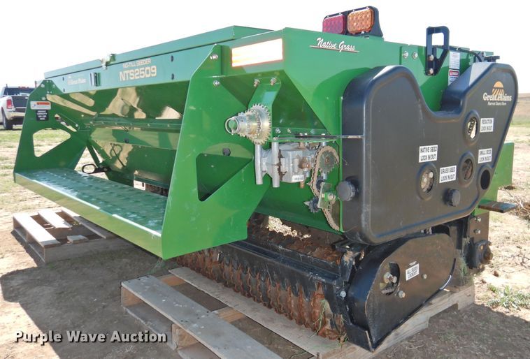 image for item DI0082 Great Plains NTS2509 no-till seeder