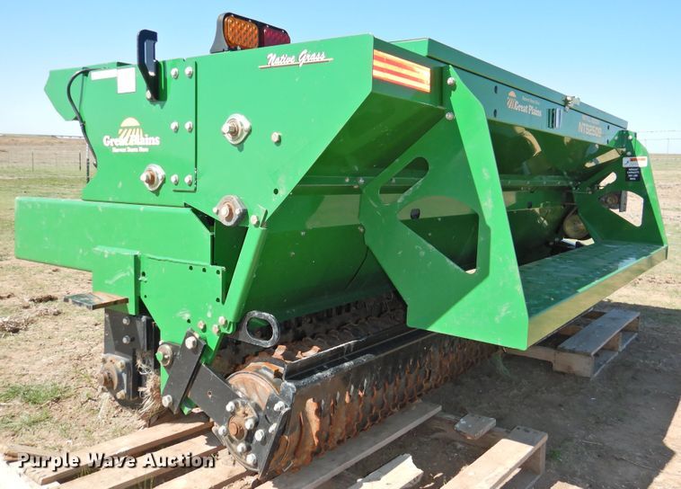 image for item DI0082 Great Plains NTS2509 no-till seeder