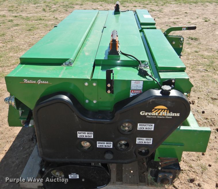 image for item DI0082 Great Plains NTS2509 no-till seeder