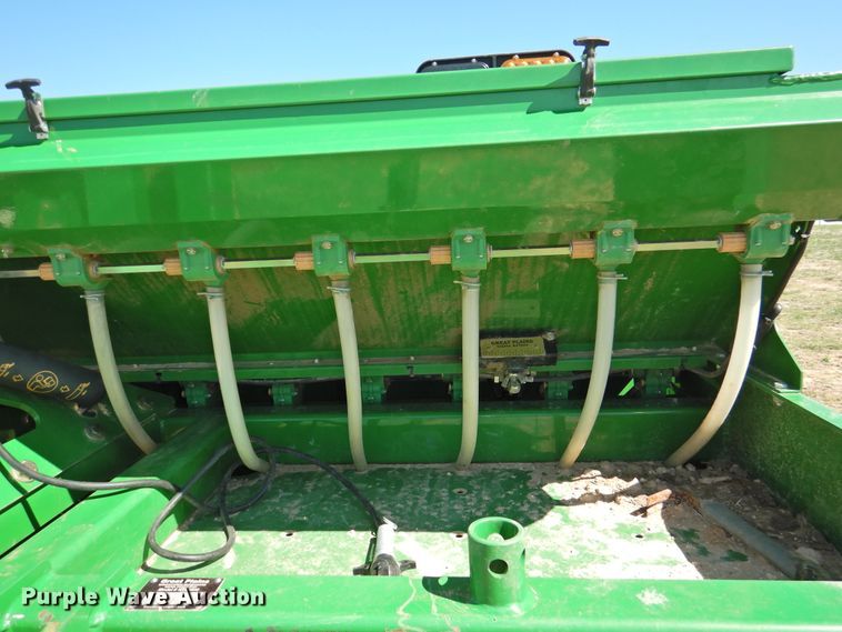 image for item DI0082 Great Plains NTS2509 no-till seeder
