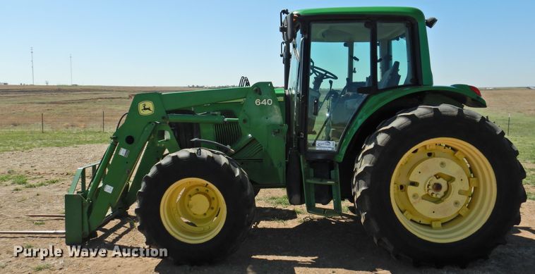 image for item DI0083 2005 John Deere 6420 MFWD tractor