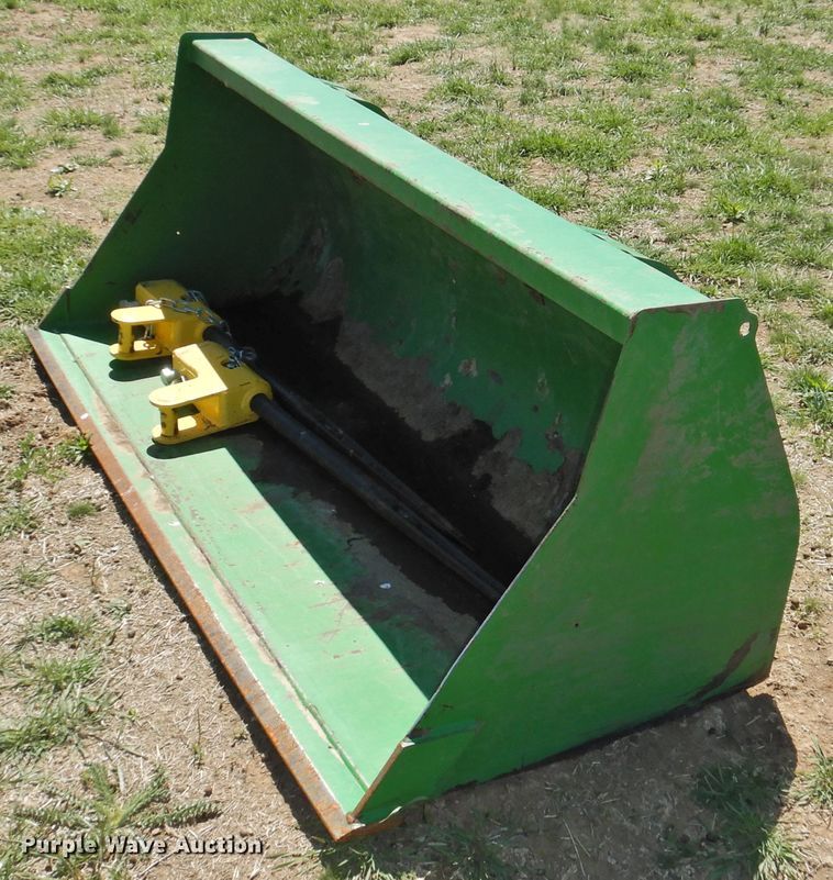 image for item DI0083 2005 John Deere 6420 MFWD tractor